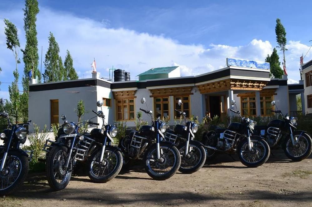 Hotel Holiday Ladakh Leh Kültér fotó